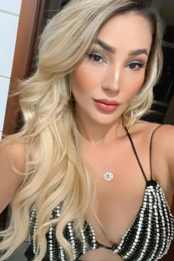 Rebeca, escort Brasileña en Загреб